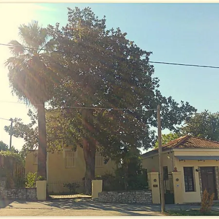 Pensiune Archontiko Tsaknaki Manolia