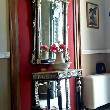 ゲストハウス Archontiko Tsaknaki Manolia 4*