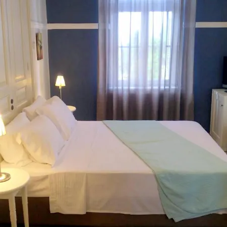 ゲストハウス Archontiko Tsaknaki Manolia Áno Lekhónia