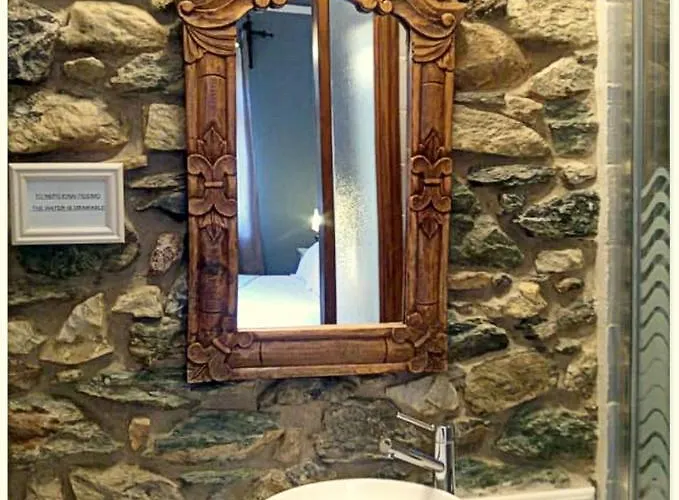 Archontiko Tsaknaki Manolia بيت ضيافة