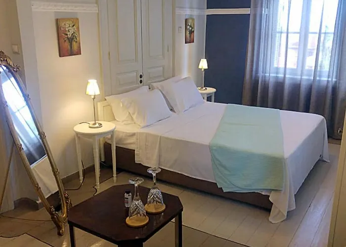 Archontiko Tsaknaki Manolia بيت ضيافة