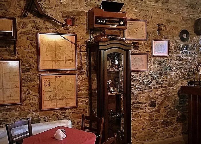 بيت ضيافة Archontiko Tsaknaki Manolia